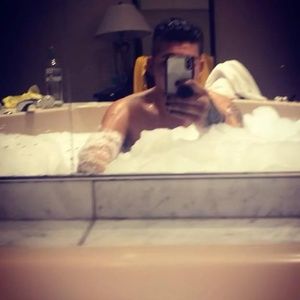 Meet your Posher, Jay